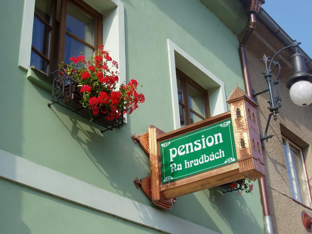Penzion Na Hradbach لوني المظهر الخارجي الصورة